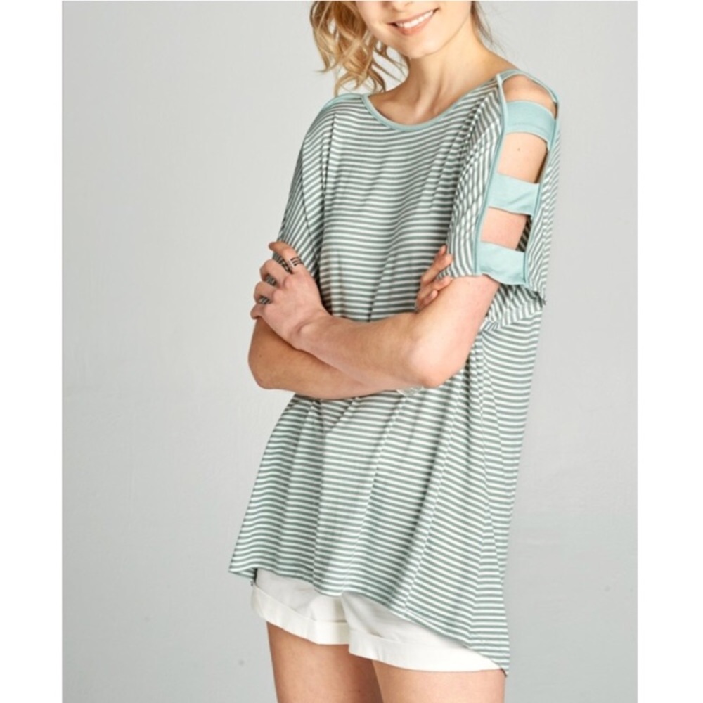 New! Sage Ladder Sleeves Top